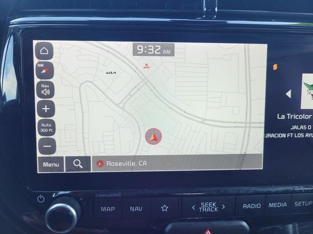 Used 2023 White Kia S image 16