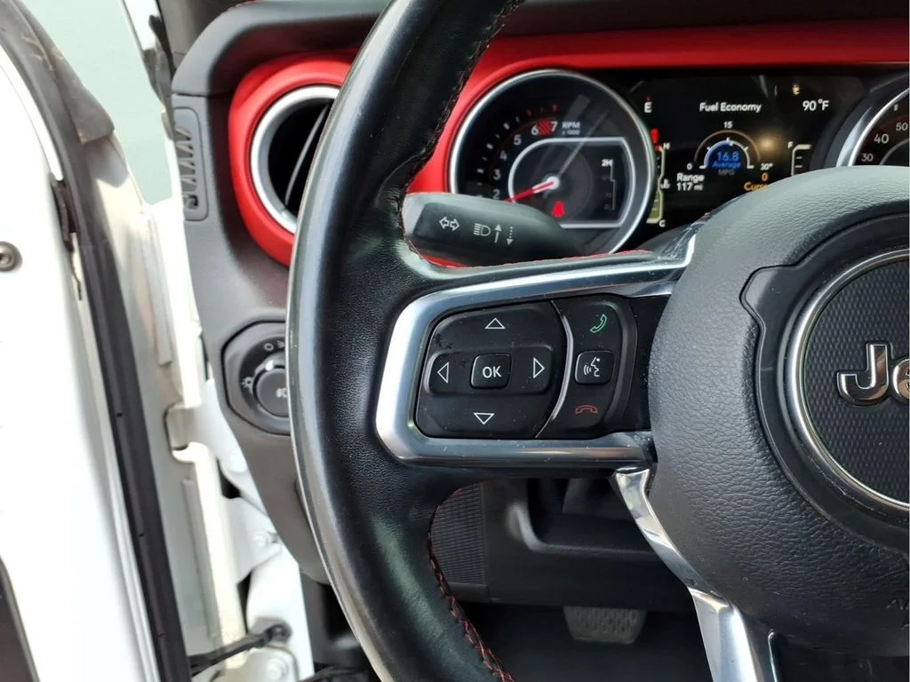 Used 2020 White Jeep Unlimited Rubicon image 22