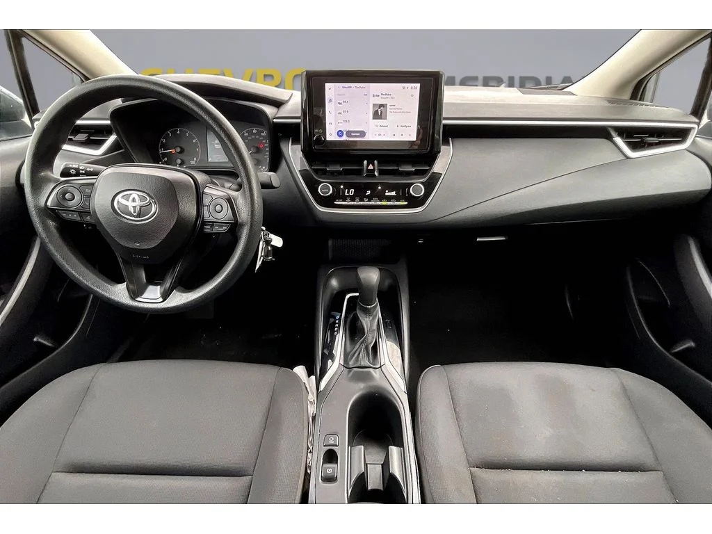 Used 2024  Toyota LE image 12