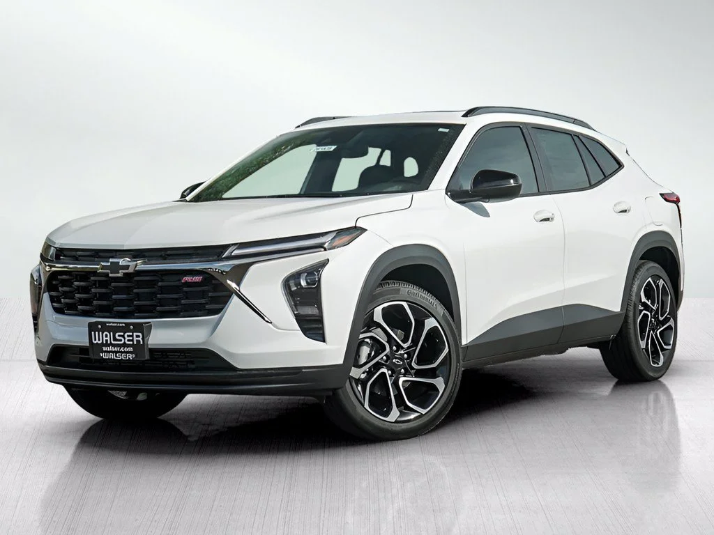 New 2026 Summit White Chevrolet 2RS image 1