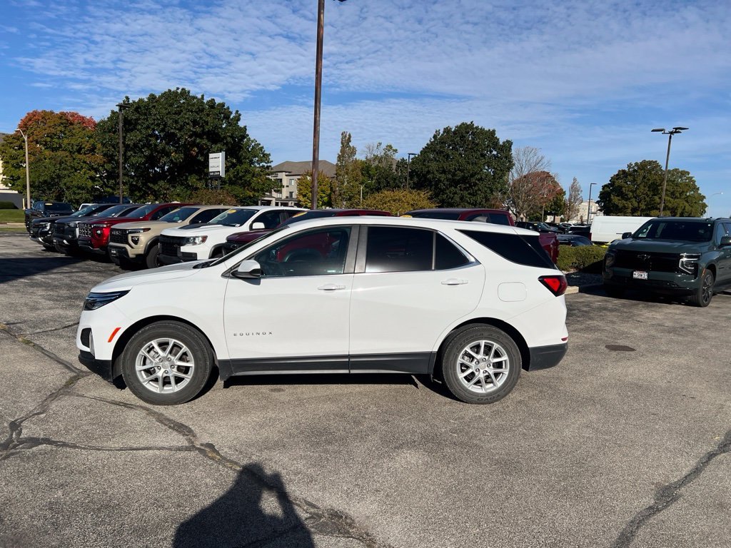 Used 2024 Chevrolet Equinox LT with VIN 3GNAXKEG6RS160401 for sale in Champaign, IL