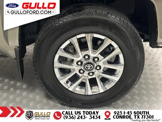 Used 2024 Bronze Oxide Toyota Limited image 32