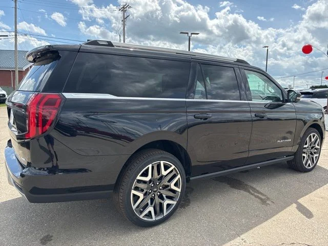 New 2026 Black Ford Platinum image 10
