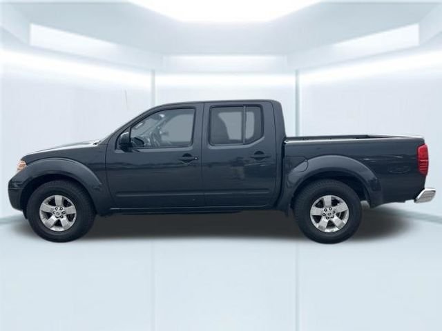 Used 2013 Black Nissan SV image 10