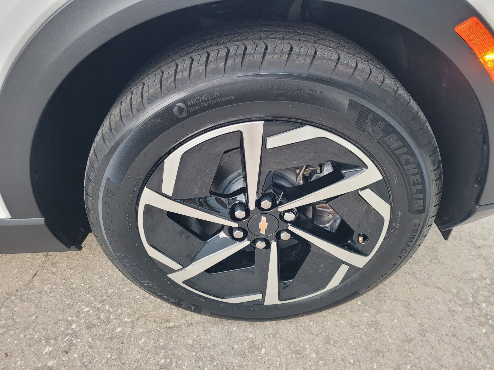 2026 Chevrolet Equinox EV 2LT - Photo 9