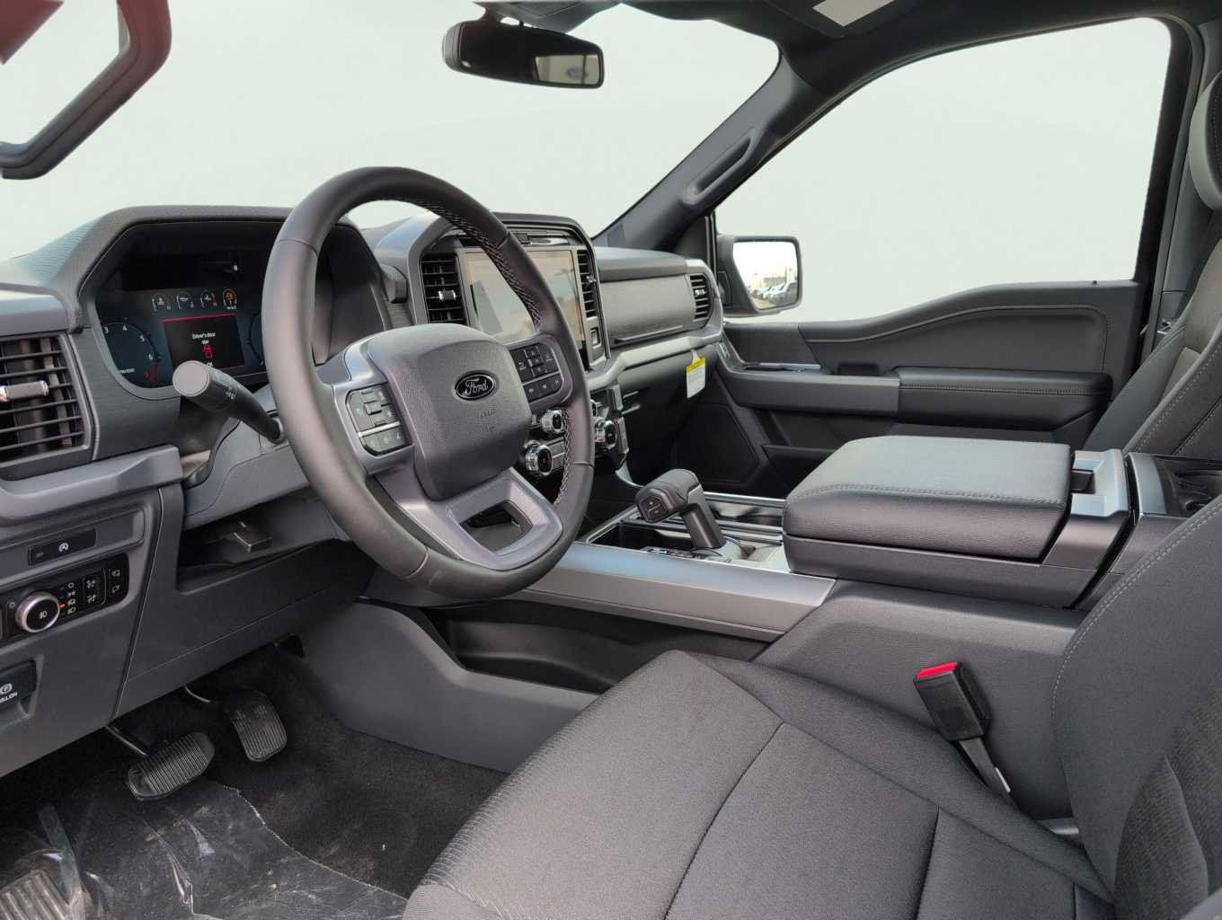 View vehicle photo 7