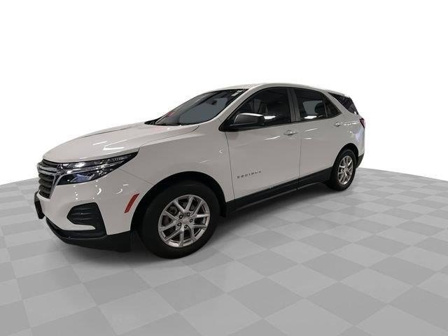 Used 2024 Summit White Chevrolet LS image 4