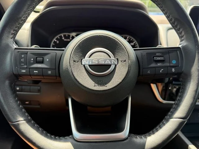 Used 2023 Black Nissan SV image 19