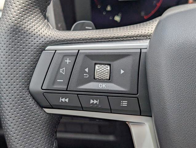 Used 2025 White Diamond Mitsubishi SE image 50