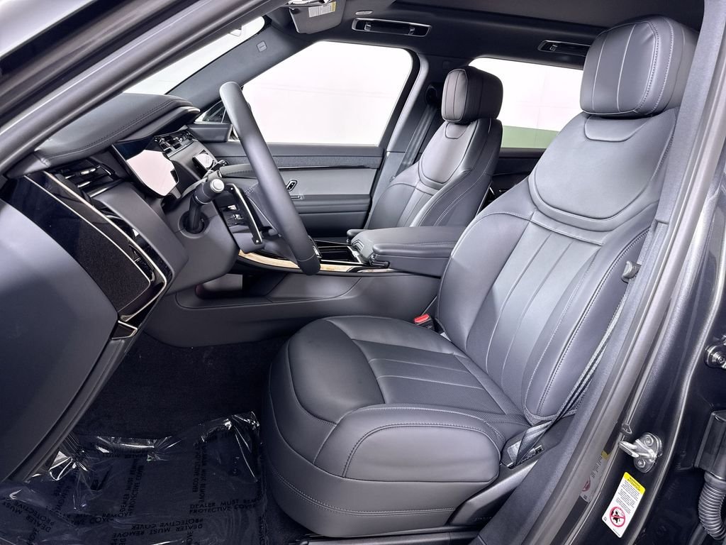 New 2026 Carpathian Grey Land Rover SE image 11