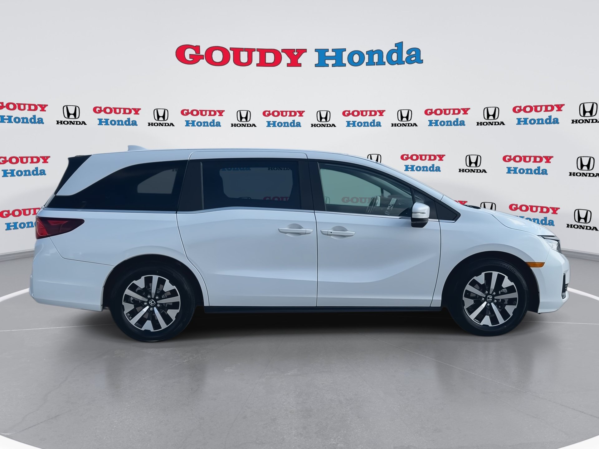 2026 Honda Odyssey EX-L - Photo 9