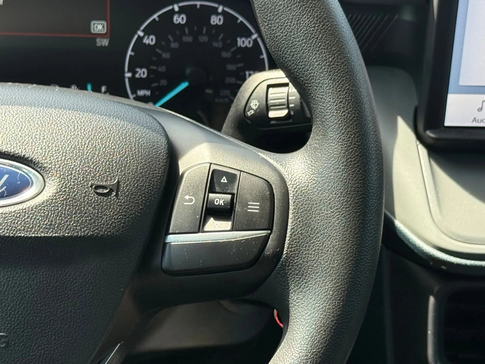 Used 2022 Blue Ford XL image 20