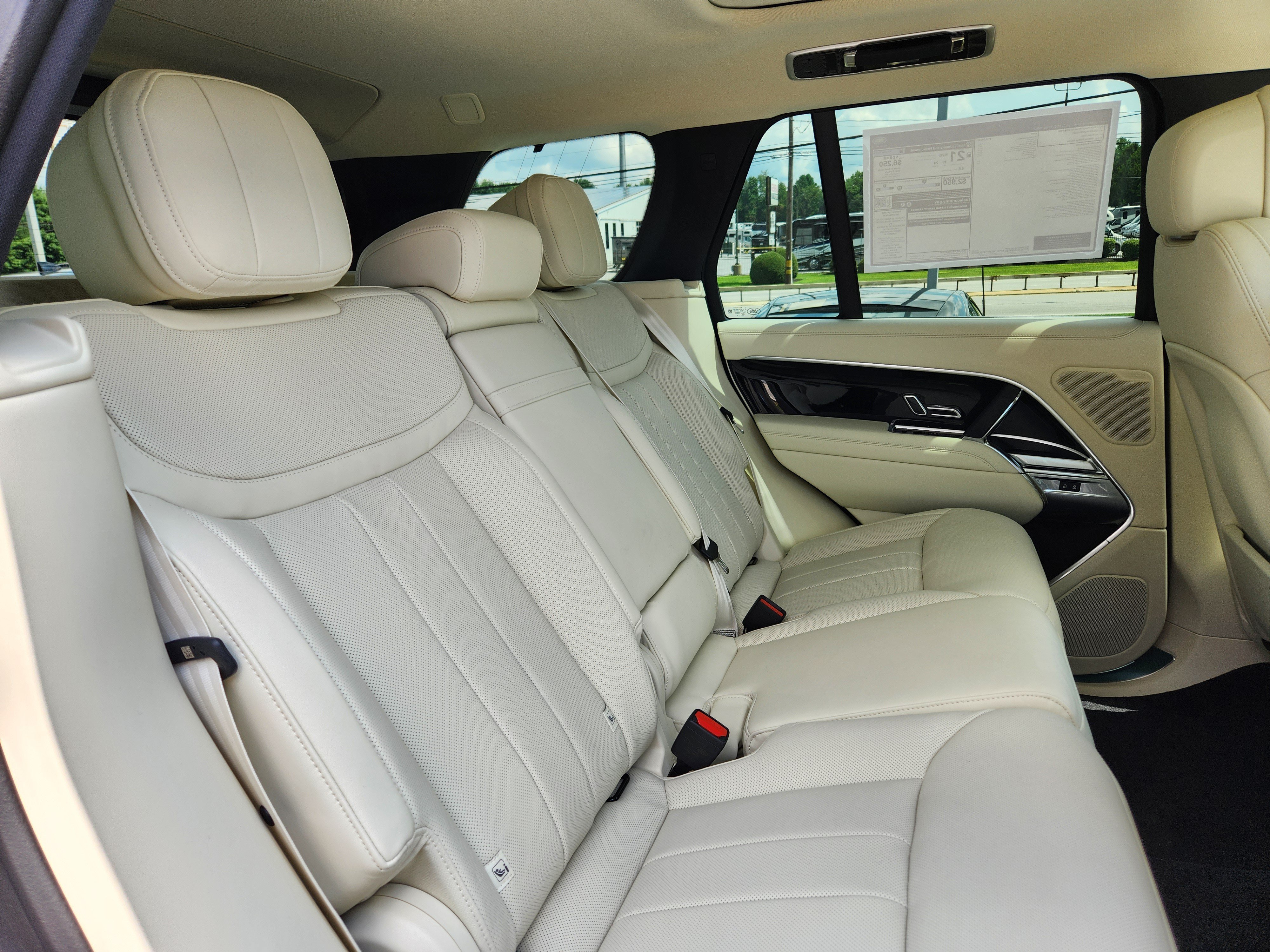New 2026 Eiger Grey LAND ROVER SE image 11