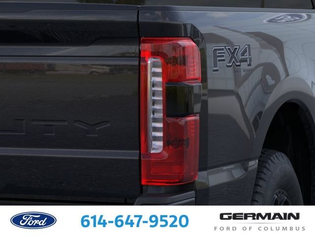New 2026 Agate Black Metallic Ford XLT image 25