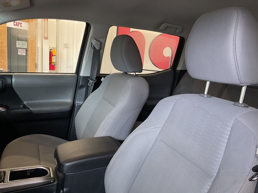 Used 2019 Gray Toyota SR5 image 16