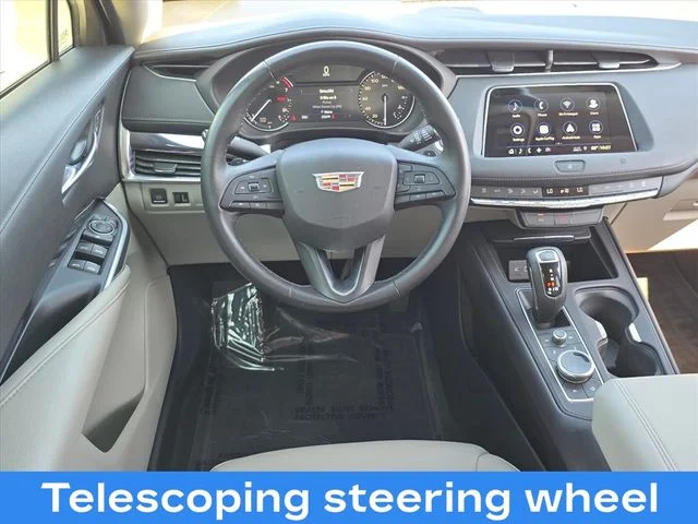 Used 2019 White Cadillac Luxury image 17