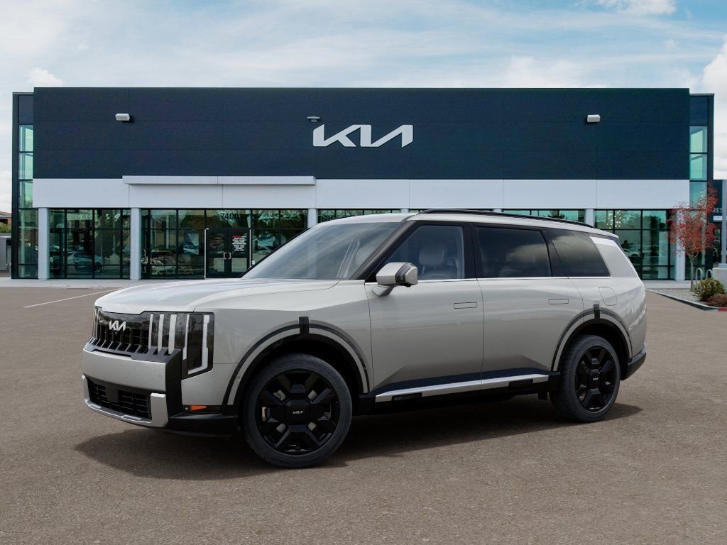 New 2027 Silver Kia SX image 3