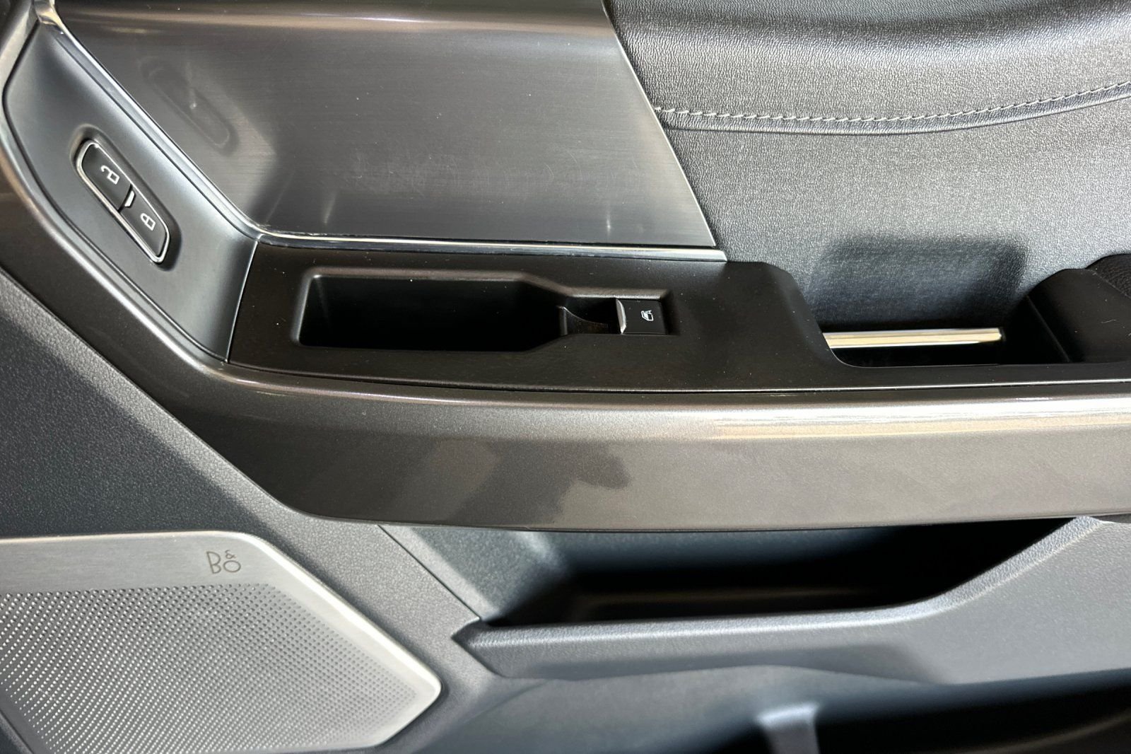 Used 2022 Black Ford Lariat image 17