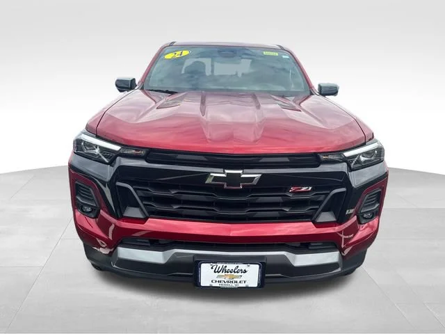 Used 2024 Radiant Red Tintcoat Chevrolet Z71 image 9