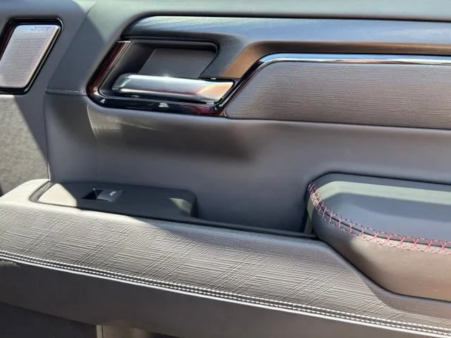 2026 GMC Sierra 1500 AT4X - Photo 21