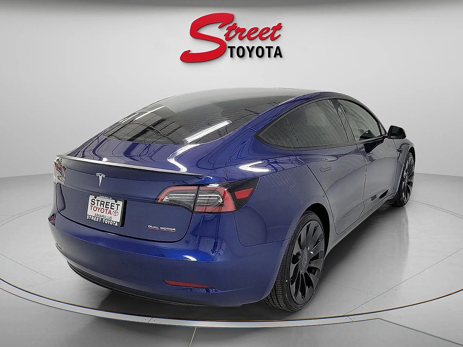 Used 2023 Blue Tesla Performance image 5