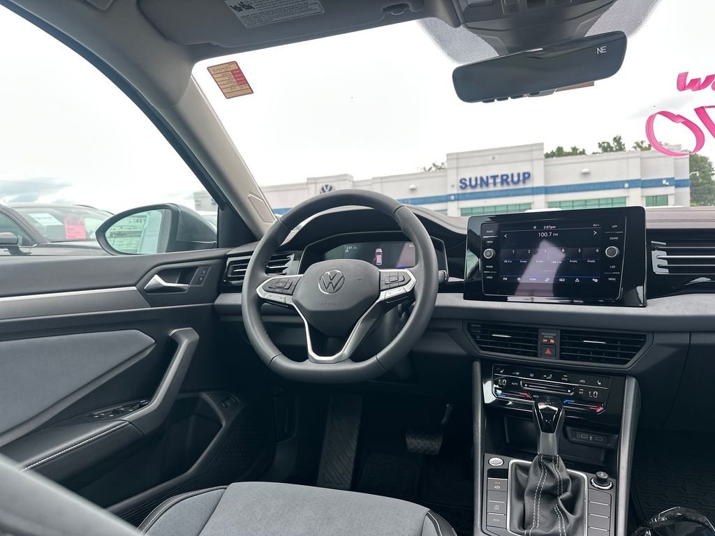 New 2026 Gray Volkswagen 1.5T SE image 23