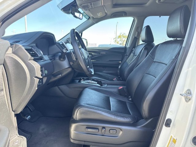 Certified Used 2018 White Honda Touring image 23