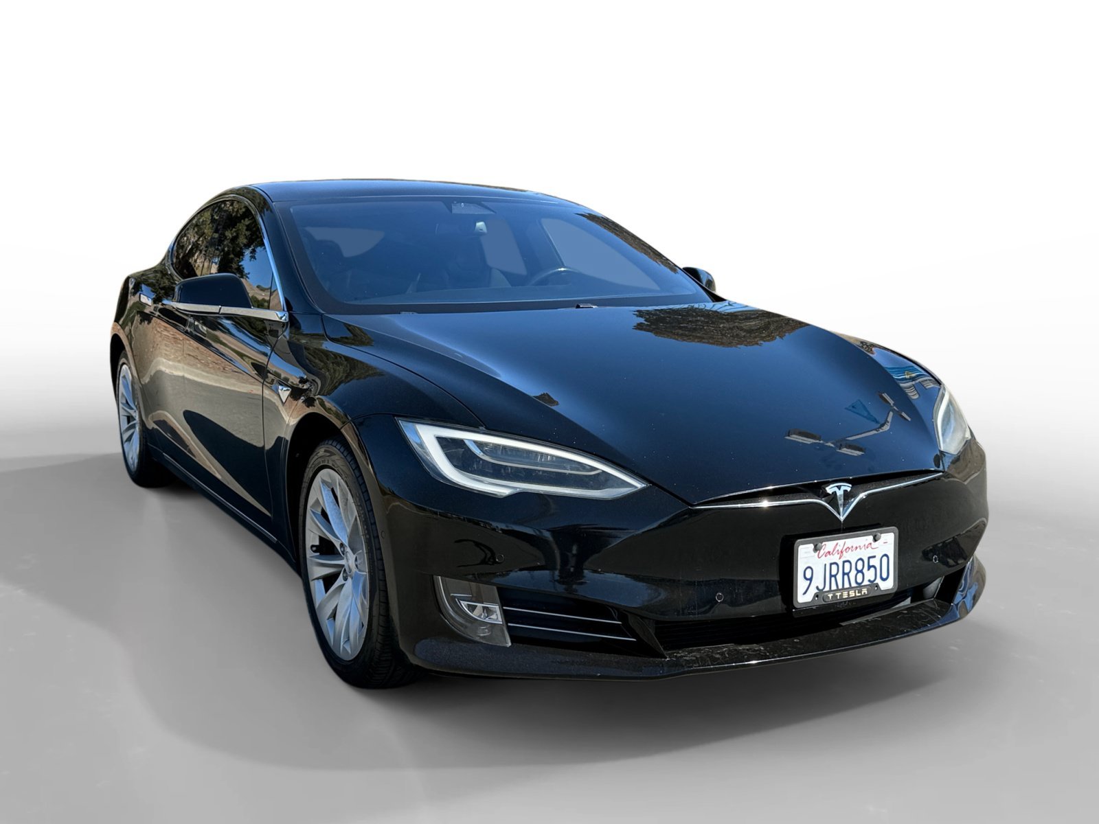 Used 2018 Obsidian Black Metallic Tesla 75D image 7