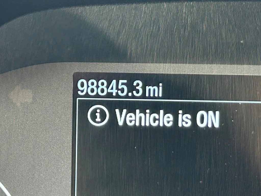 Used 2022 Frozen White Ford XL image 37