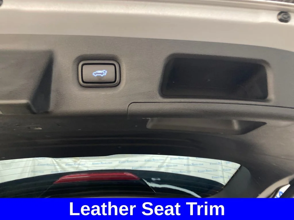 Used 2021 Silver Hyundai Limited image 18