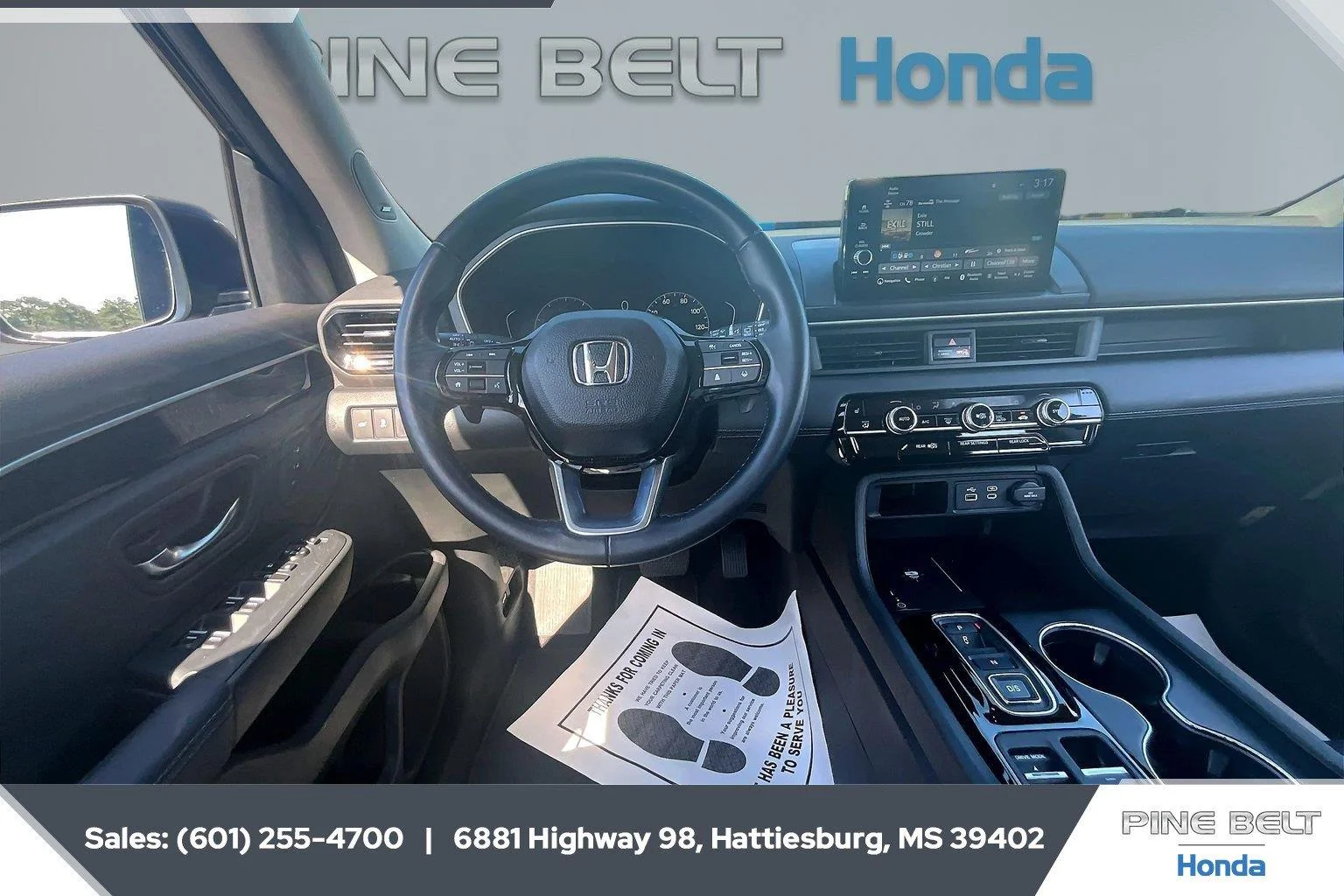 Used 2024 Crystal Black Pearl Honda Touring image 5