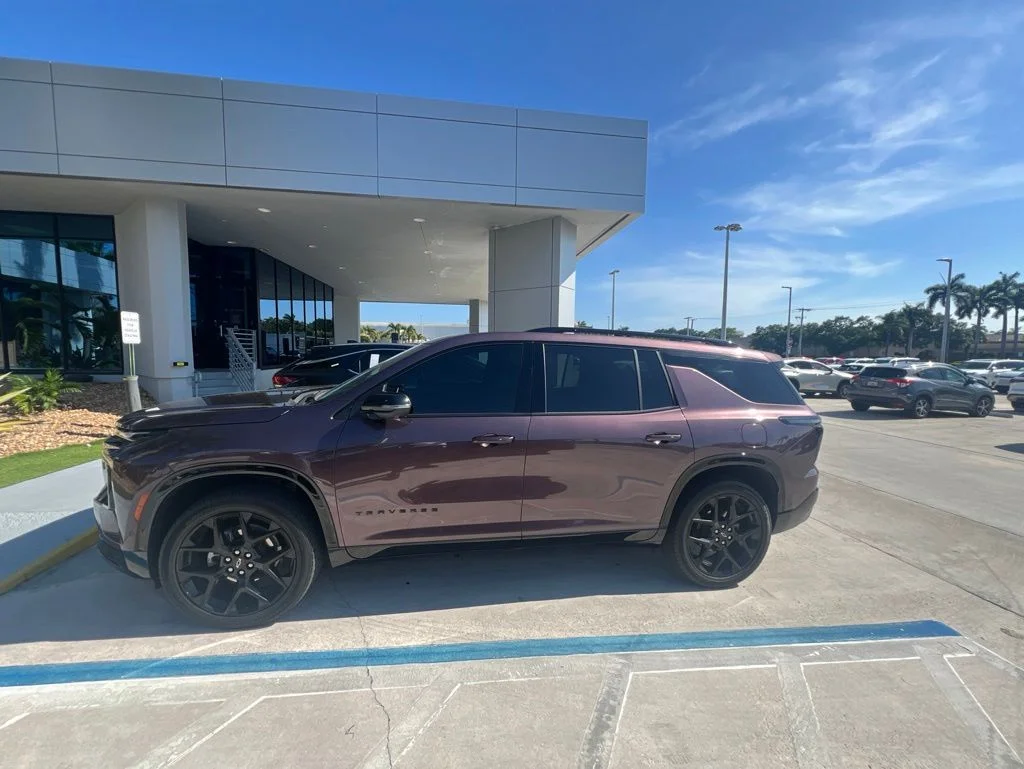 2024 Chevrolet Traverse FWD RS's photo