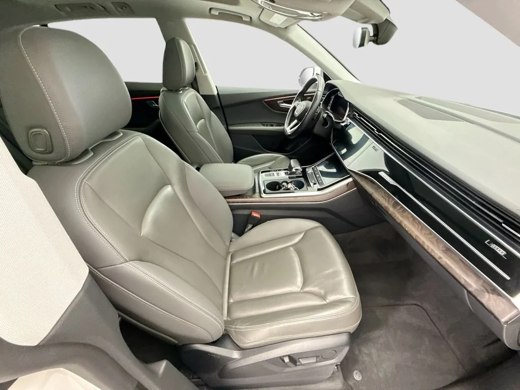 Used 2019 White Audi 3.0T Premium image 19