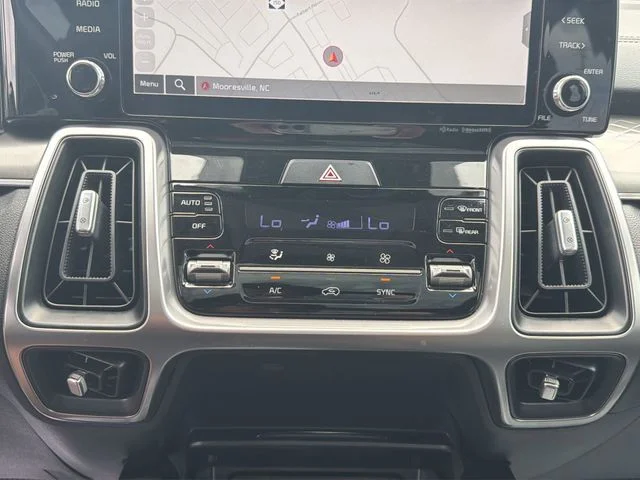 Certified Used 2023 Silver Kia S image 19