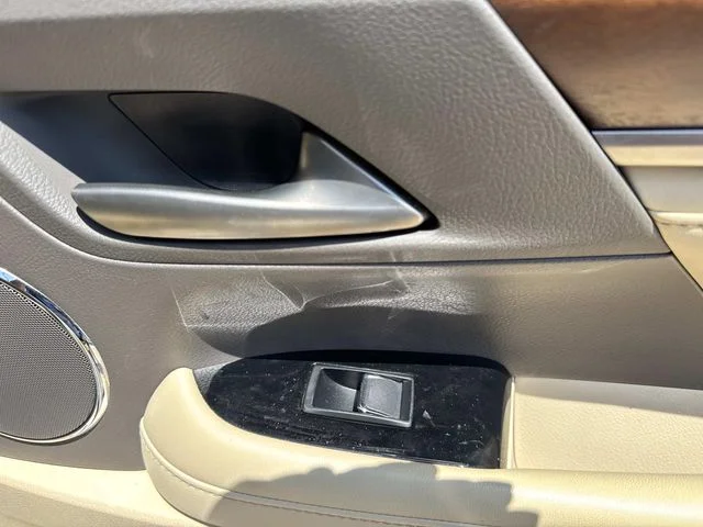 Used 2021 White Lexus 570 image 27