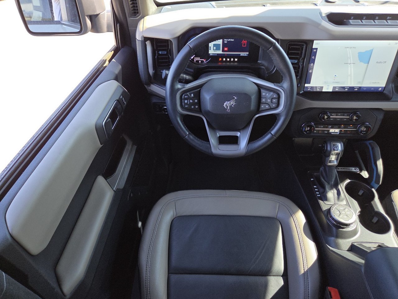 Used 2023  Ford Base image 27