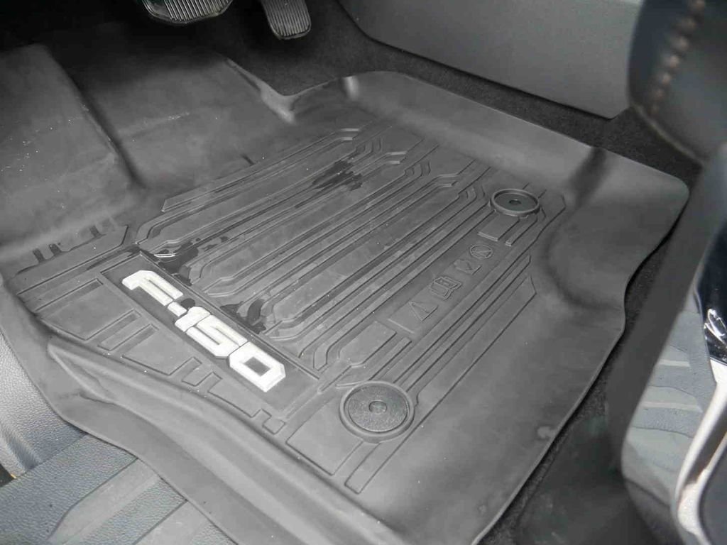Used 2024 Black Ford Lariat image 34