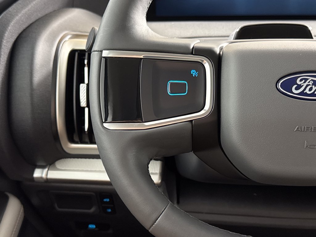 Used 2025 Silver Ford Active image 16