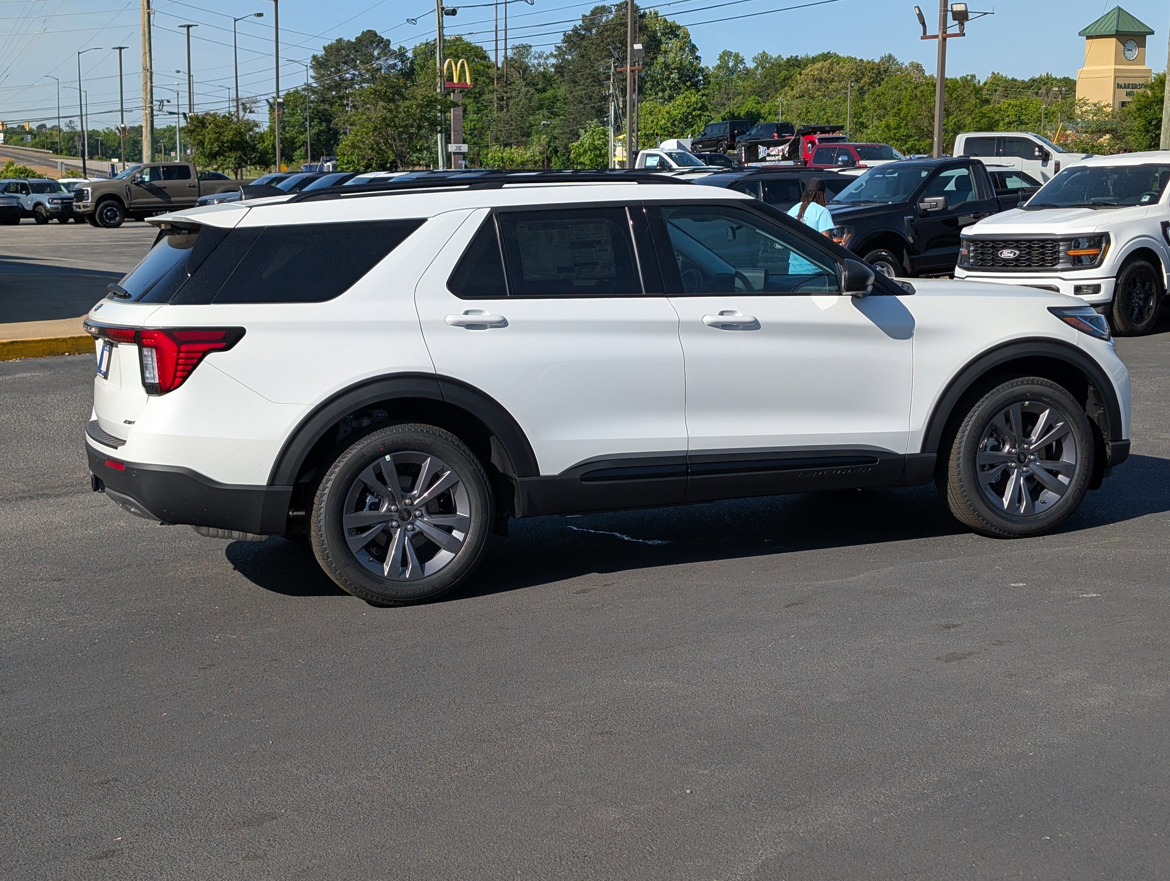 New 2026 Star White Metallic Tri-Coat FORD Active image 8