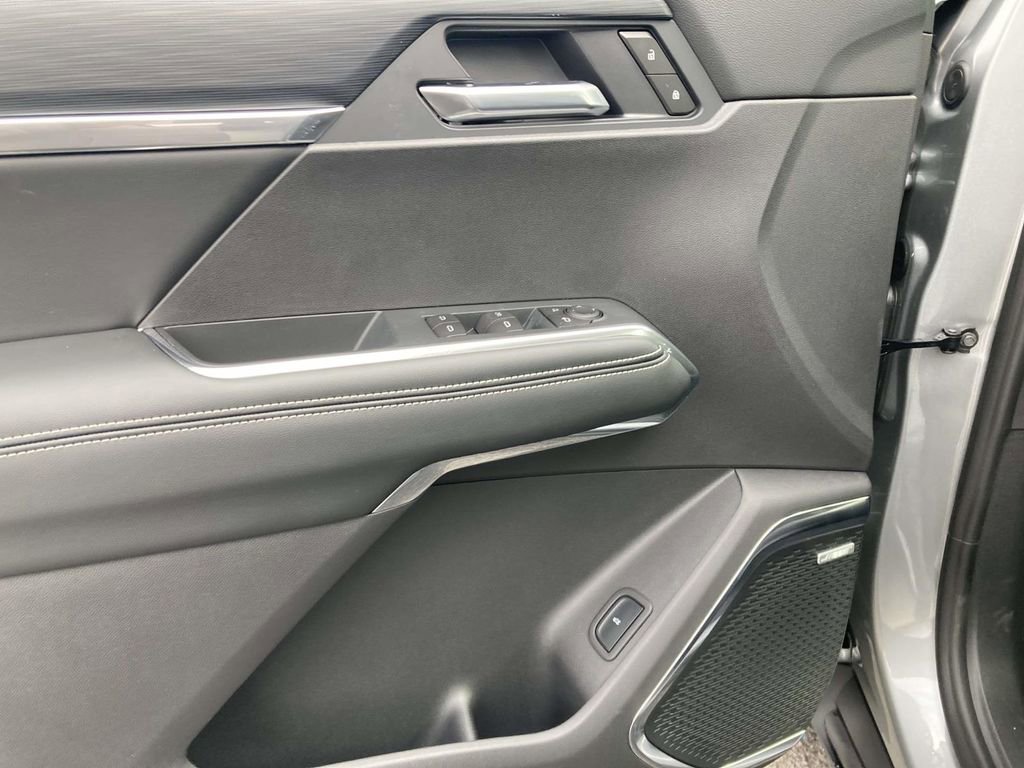 2026 GMC Acadia Elevation - Photo 16