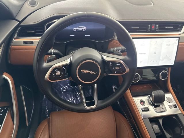 Used 2025  Jaguar P250 R-Dynamic S image 23
