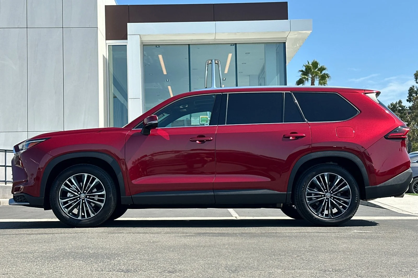 Used 2025 Red Toyota MAX Platinum image 6