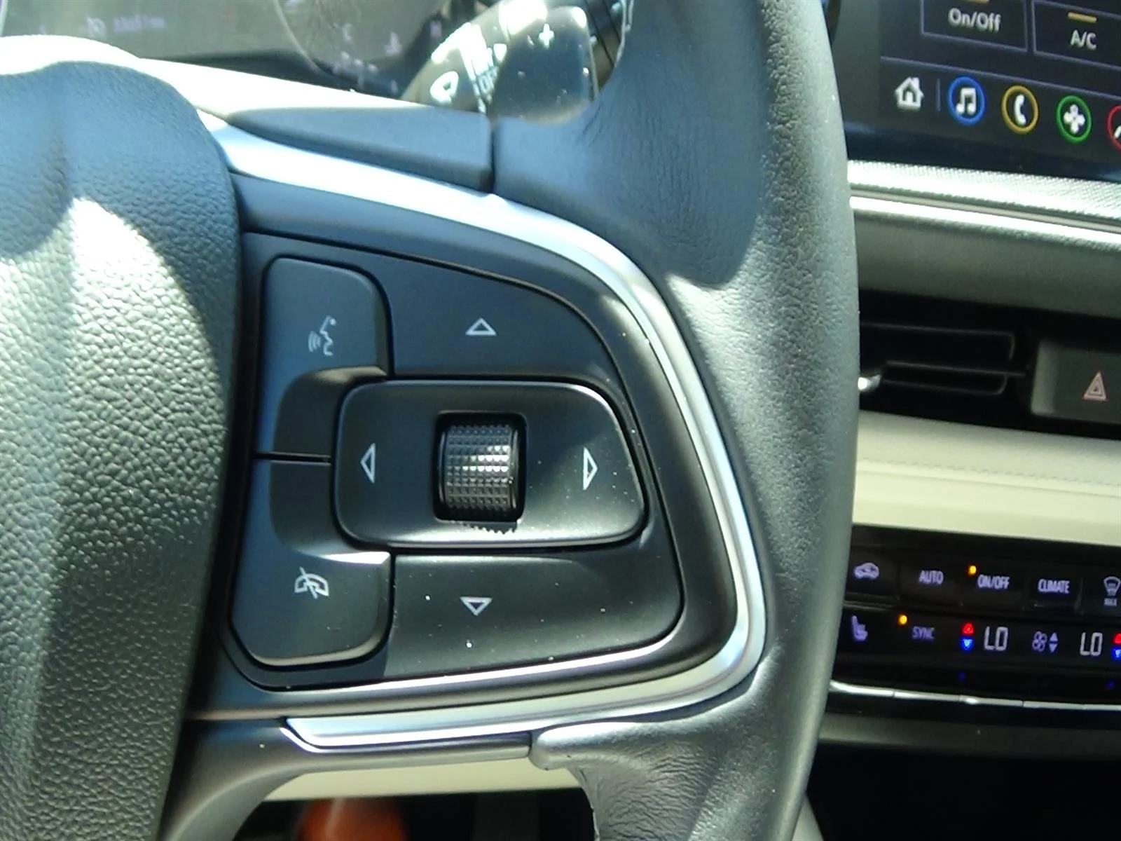 Used 2021 Satin Steel Metallic (gir) Buick Preferred image 22