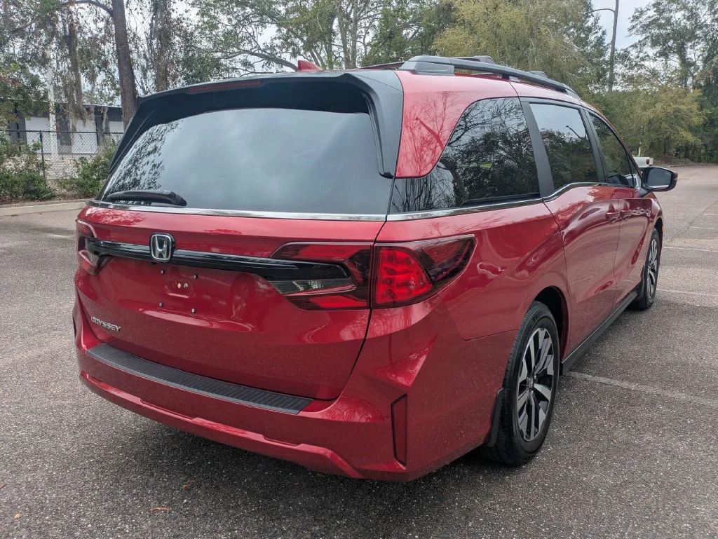Certified Used 2025 Radiant Red Metallic II Honda EX-L image 4