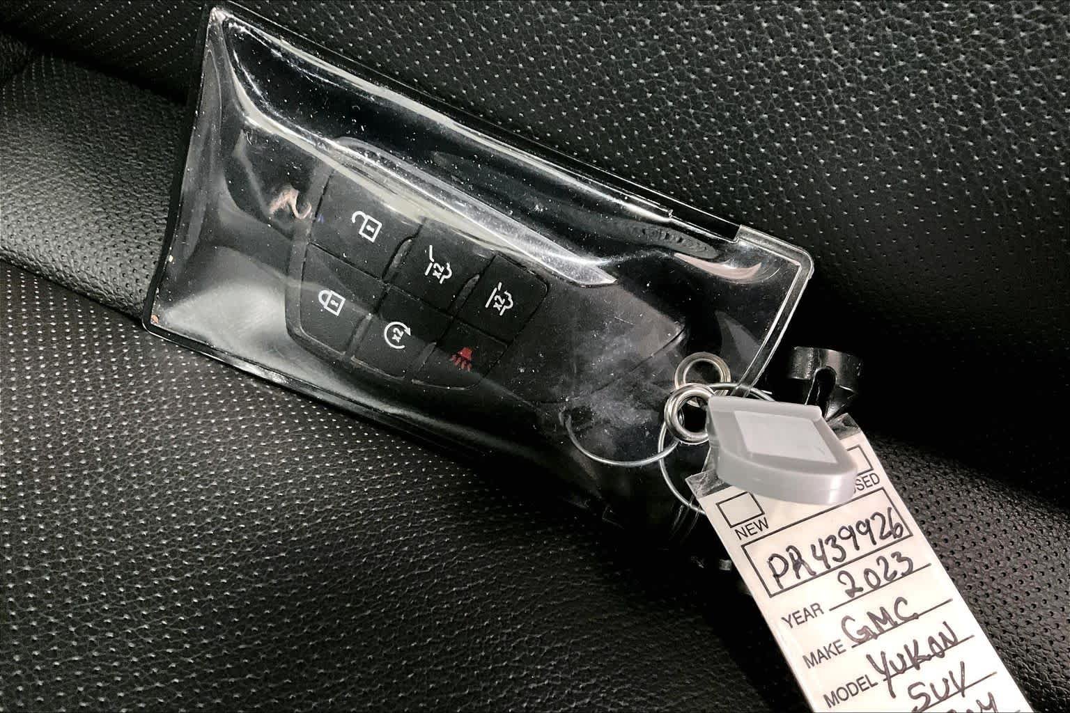 Used 2023 Sterling Metallic GMC SLT image 15
