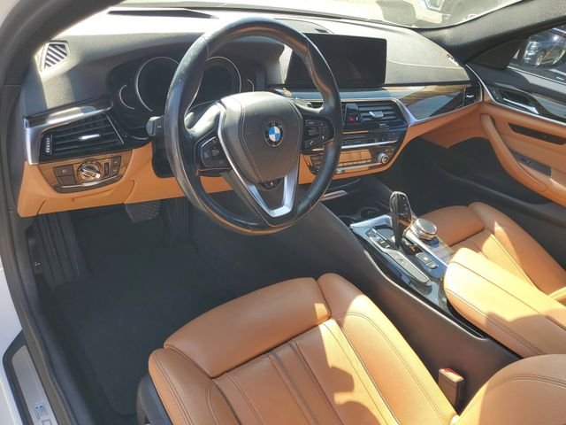 Used 2018 White BMW 530e iPerformance image 6