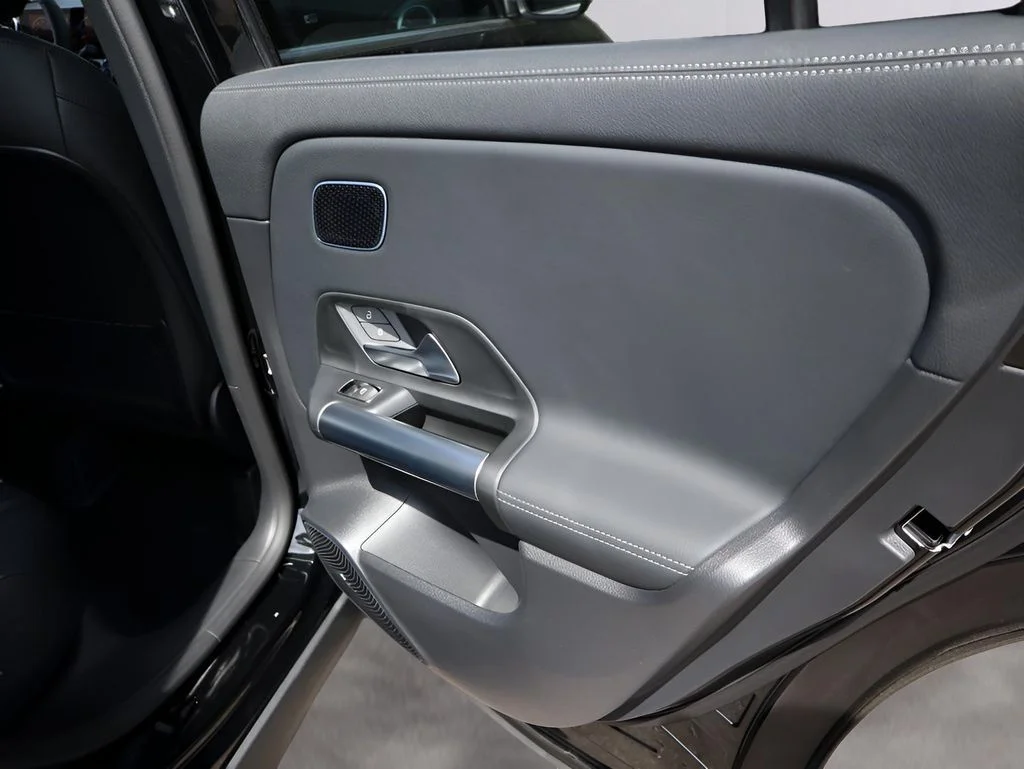 Used 2026 Cosmos Black Metallic Mercedes-Benz GLA 250 image 17