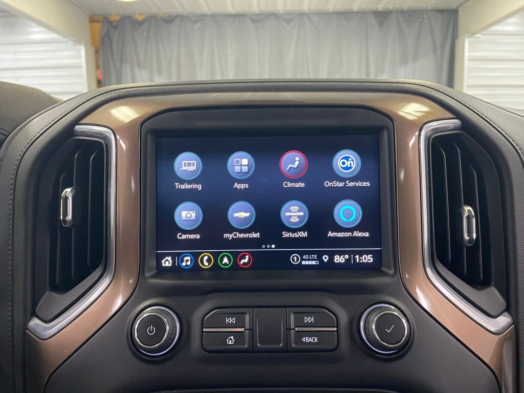 Used 2021 IRIDESCENT PEARL TRICOAT Chevrolet High Country image 11