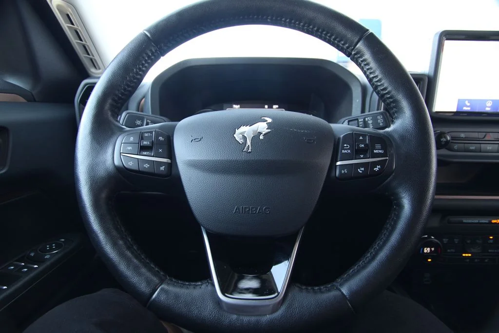 Used 2021  Ford Outer Banks image 19