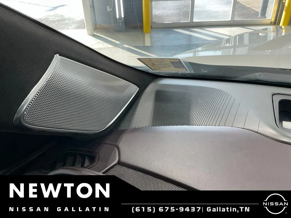 Used 2021 Crystal White Tricoat Cadillac Sport Platinum image 53